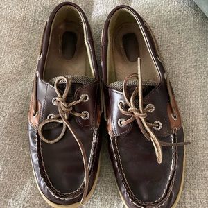 Sperry Boat Shoes - Size 9